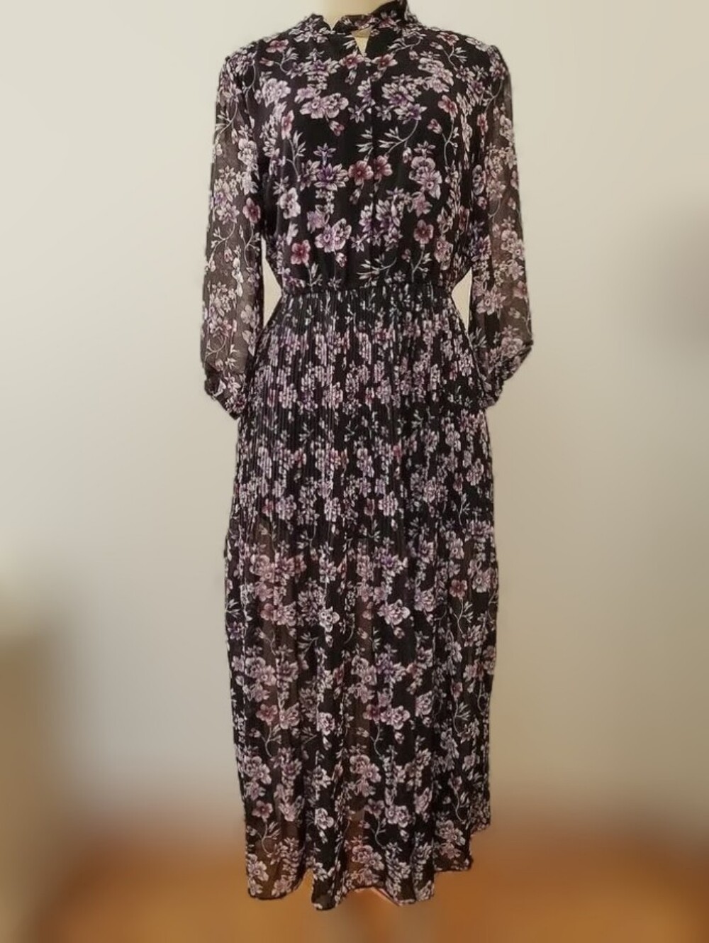 Eva Mendes For New York And Co Floral Pleated Black & Purple Long Sleeve Dress